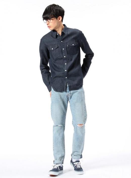 �A�E�g���b�g�p�[�N�k�����