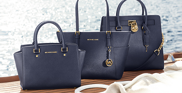 �A�E�g���b�g�p�[�N�k�����