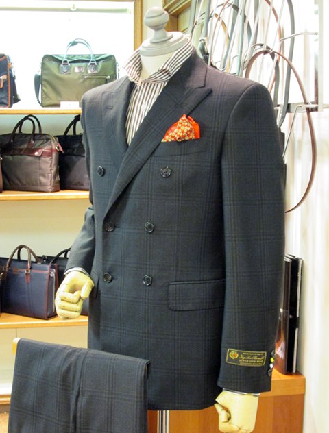 �A�E�g���b�g�p�[�N�k�����