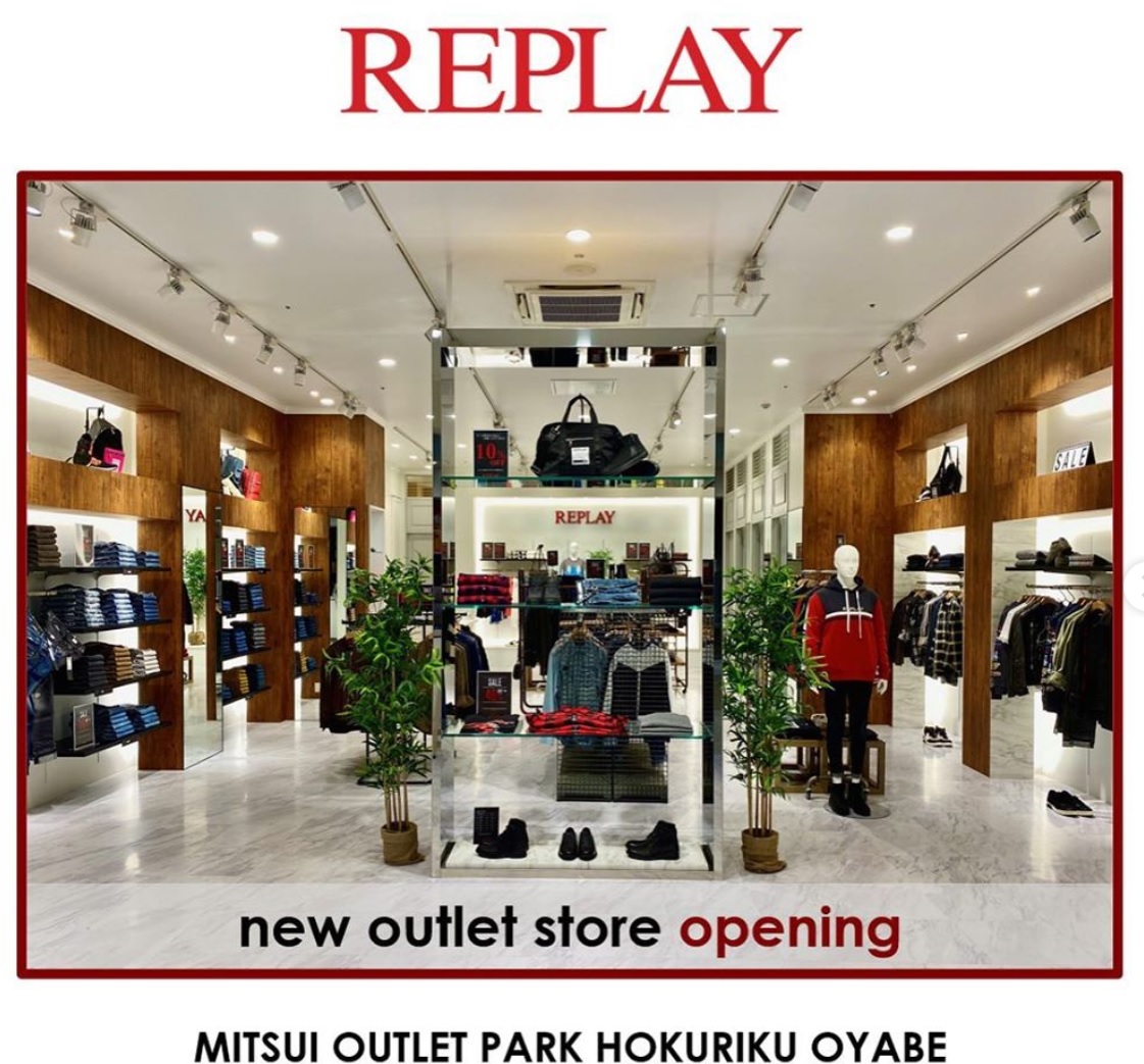 �A�E�g���b�g���