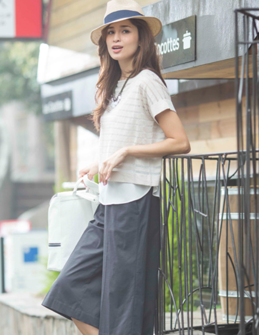 �A�E�g���b�g�p�[�N�k�����